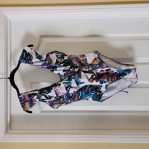 Tropical Monokinis 2 for 1 - Picture 3 of 10